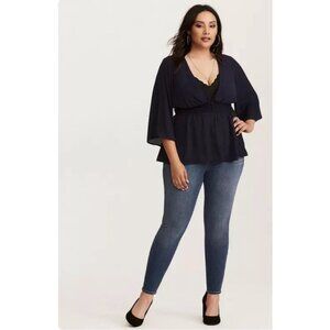 NEW! Torrid Premium 3 Button Waist Closure Jeggings Denim Jeans Blue SZ 12